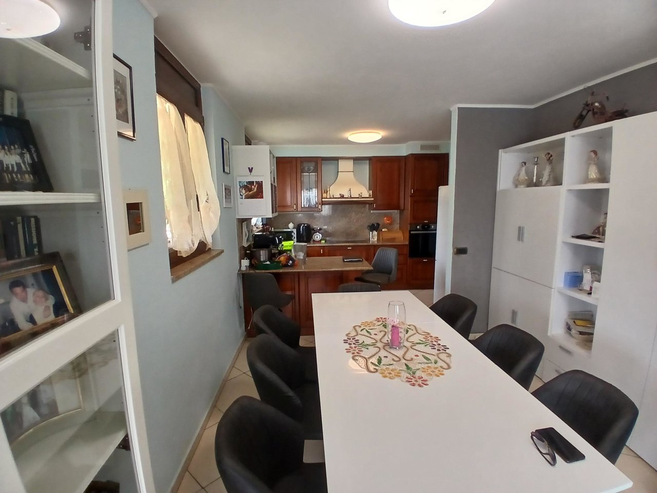 Immagine 1 , Appartamento vendita, 6984 Pura